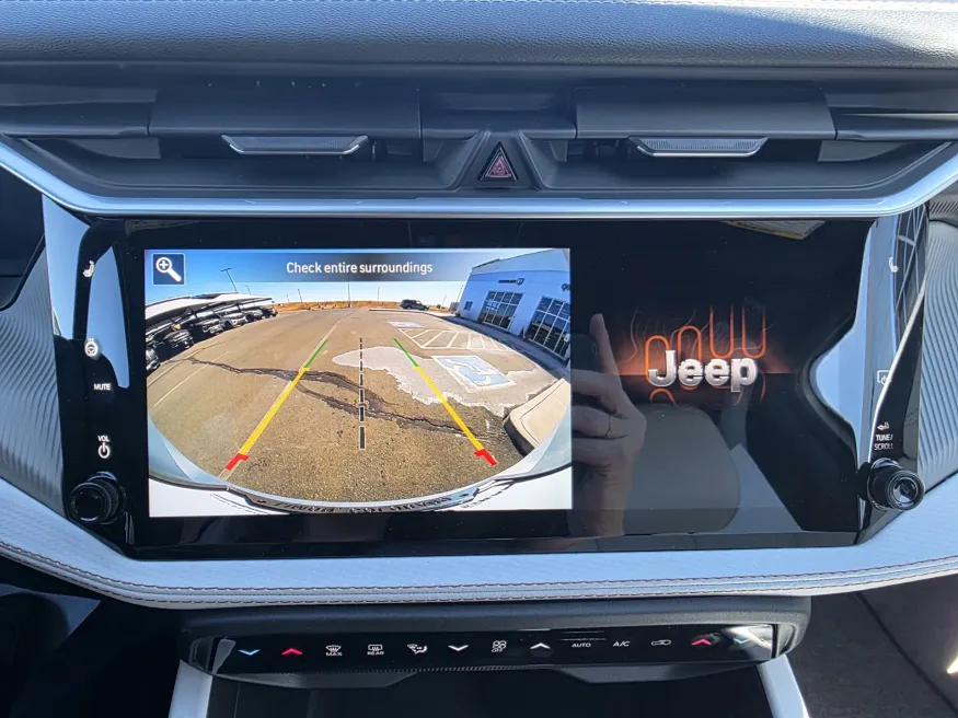 2026 Jeep Cherokee Limited | Photo 19 of 23