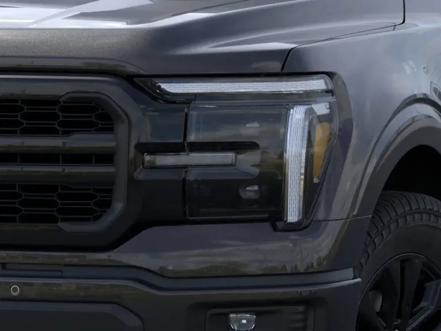 2026 Ford F-150 Lariat | Photo 17 of 22