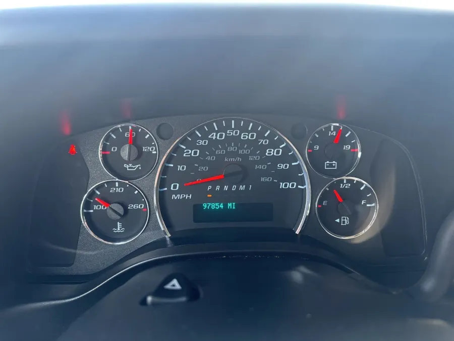 2021 Chevrolet Express | Photo 4 of 9