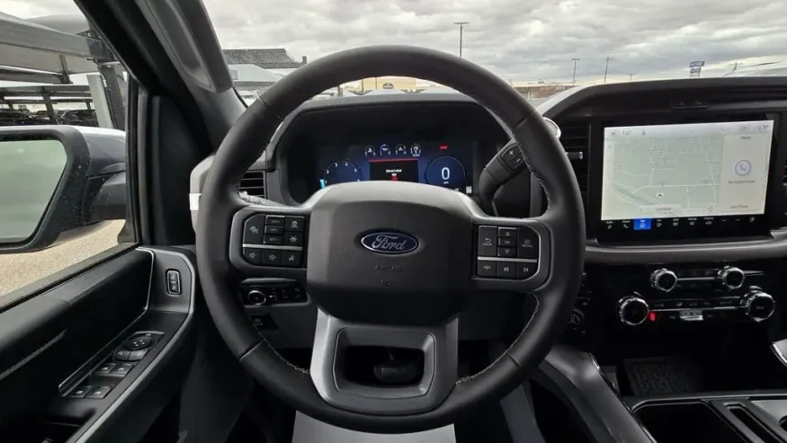 2026 Ford F-150 | Photo 16 of 30