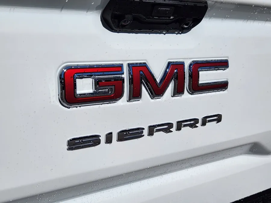 2026 GMC Sierra 1500 Pro | Photo 15 of 30