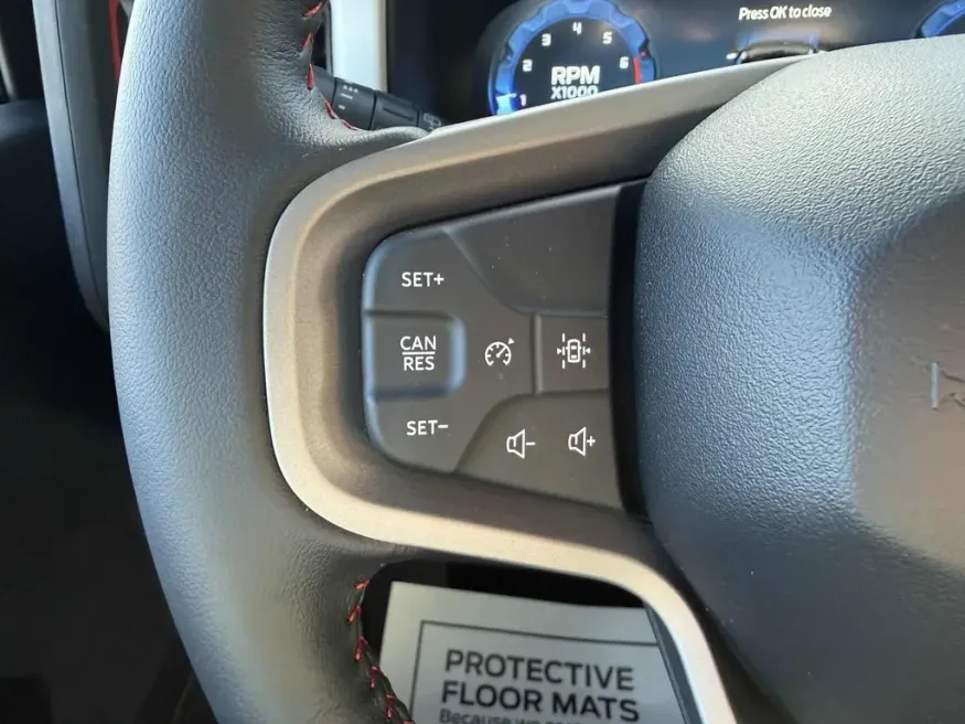 2025 Ford Bronco | Photo 16 of 26