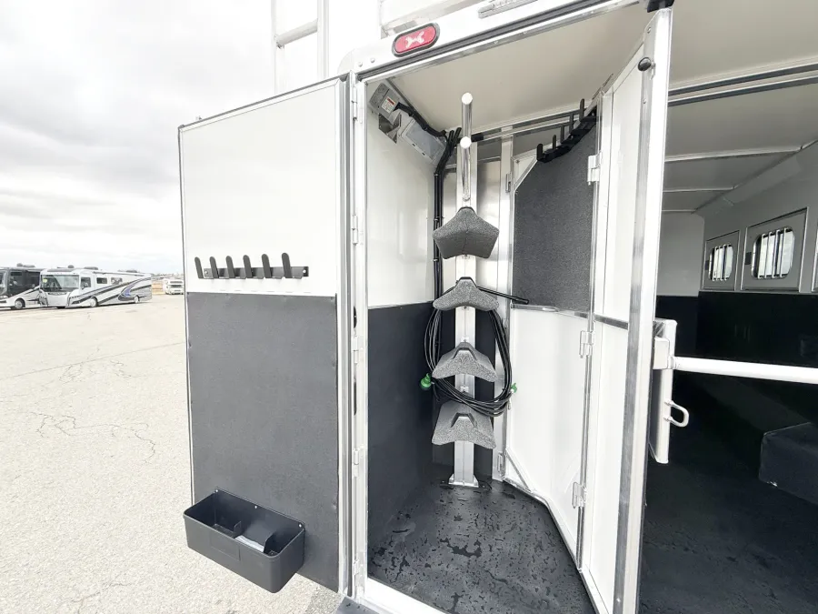 2026 Cimarron Norstar 4HLQ | Photo 15 of 25