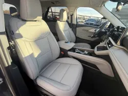 2026 Ford Explorer | Thumbnail Photo 14 of 27