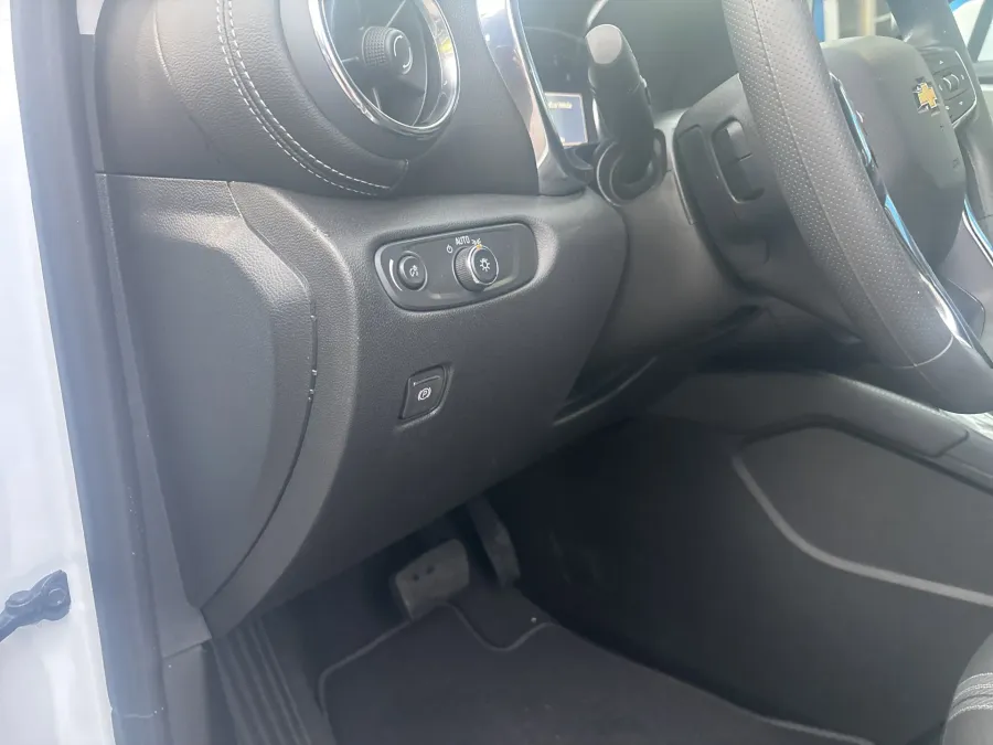 2026 Chevrolet Blazer LT | Photo 12 of 20