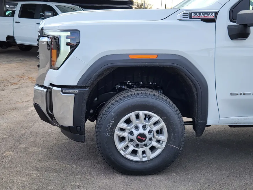 2026 GMC Sierra 2500HD Pro | Photo 5 of 23