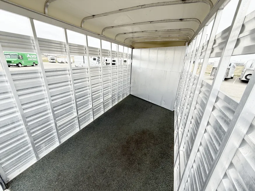 2006 Circle J Stock | Photo 5 of 12