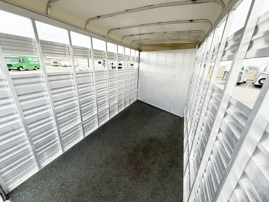 2006 Circle J Stock | Photo 5 of 12