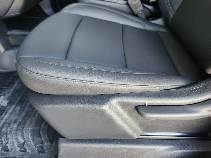 2026 GMC Sierra 2500HD Pro | Photo 7 of 22