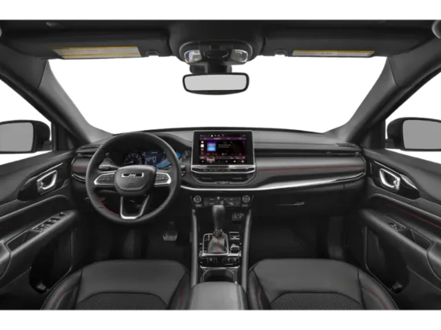 2024 Jeep Compass | Photo 4 of 12