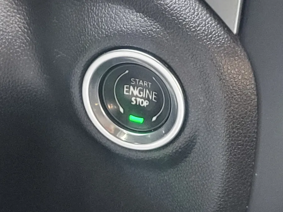 2020 Chevrolet Silverado 1500 RST | Photo 17 of 24