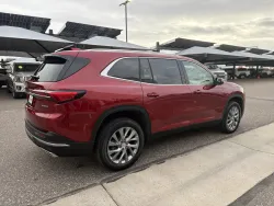 2025 Buick Enclave Preferred | Thumbnail Photo 4 of 24