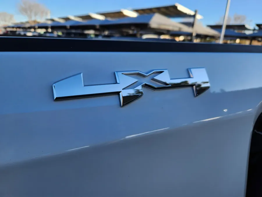 2026 GMC Sierra 1500 Elevation | Photo 12 of 23