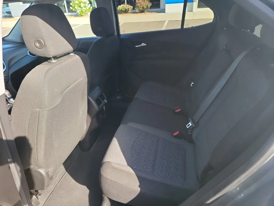 2024 Chevrolet Equinox LT | Photo 9 of 17