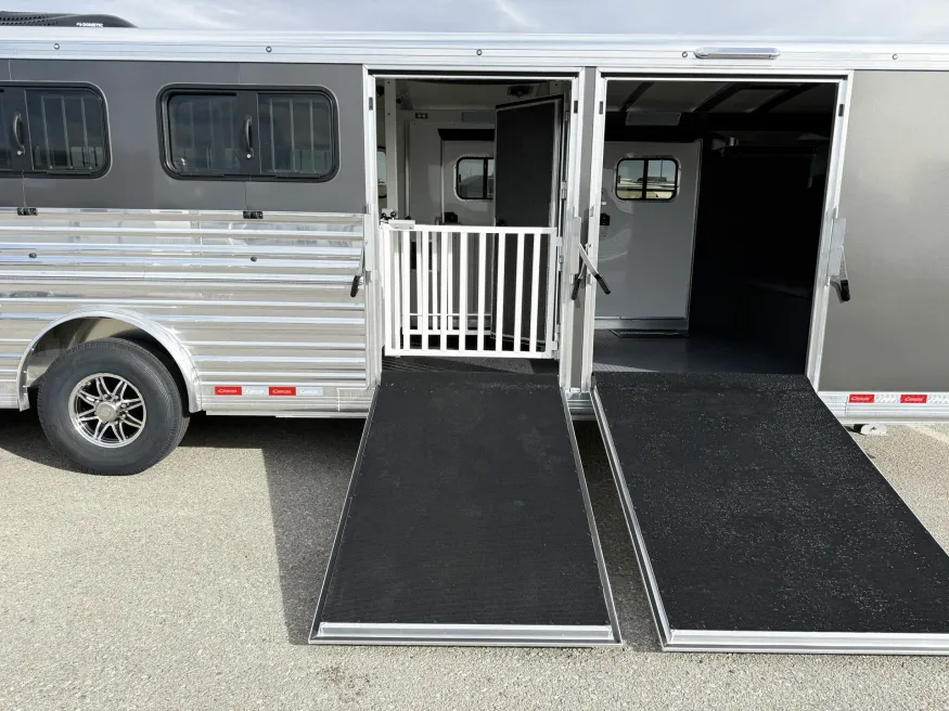 2026 Cimarron Showstar LX | Photo 7 of 22