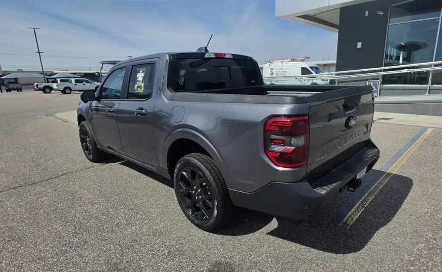 2026 Ford Maverick | Photo 5 of 29