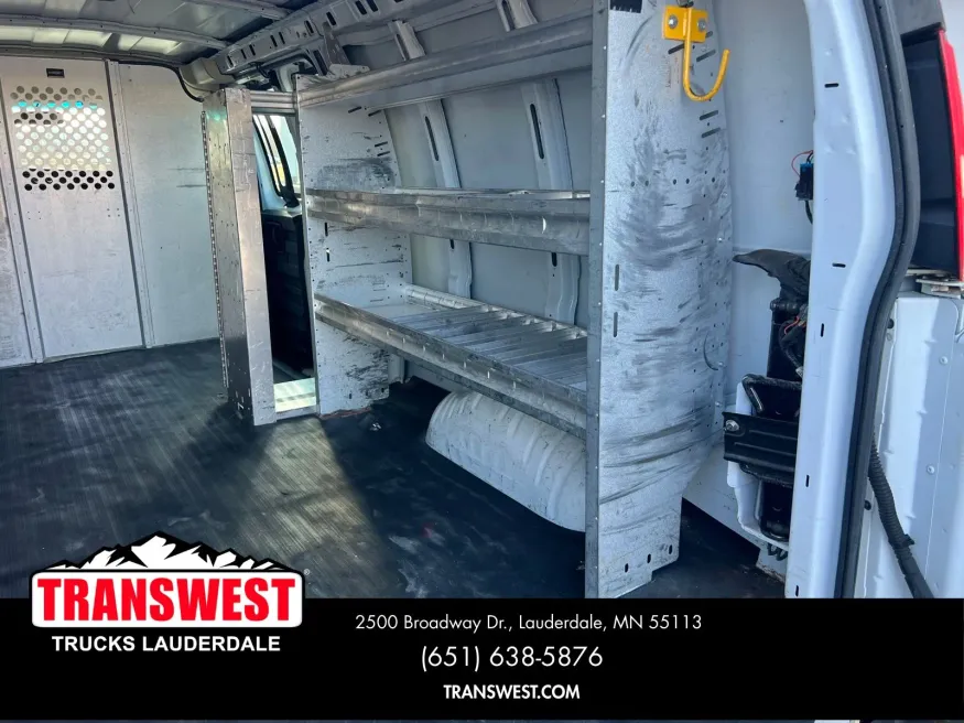 2018 Chevrolet Express 3500 Work Van | Photo 8 of 19