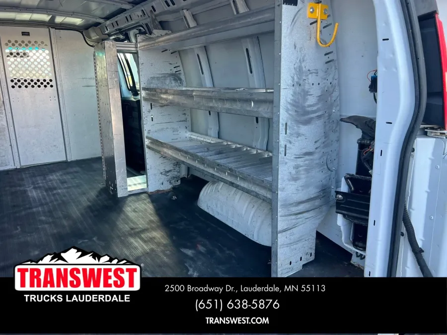 2018 Chevrolet Express 3500 Work Van | Photo 8 of 19