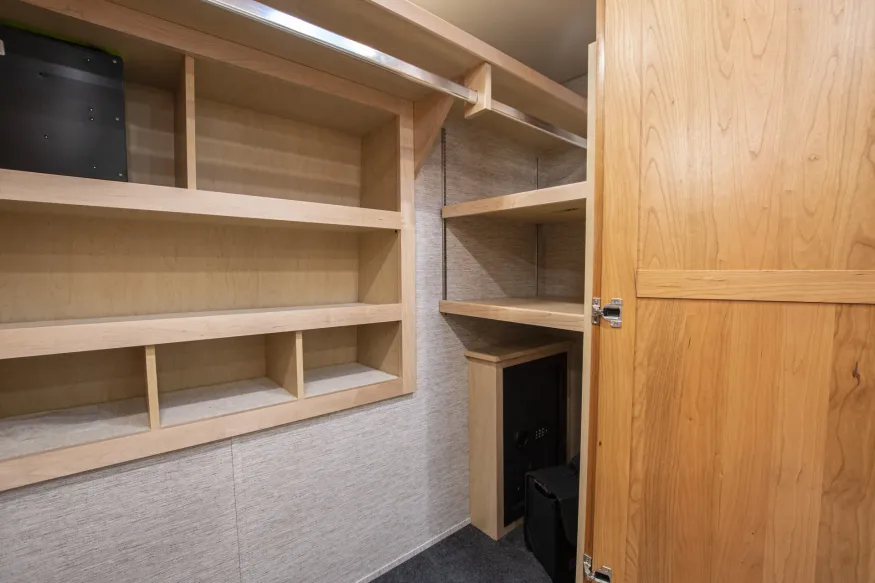 2020 Newmar Dutch Star 4369 | Photo 41 of 55