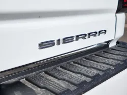 2026 GMC Sierra 2500HD Denali | Thumbnail Photo 14 of 31