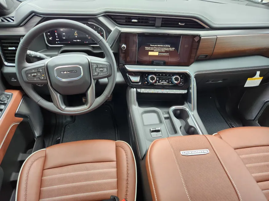 2026 GMC Sierra 2500HD Denali Ultimate | Photo 11 of 31