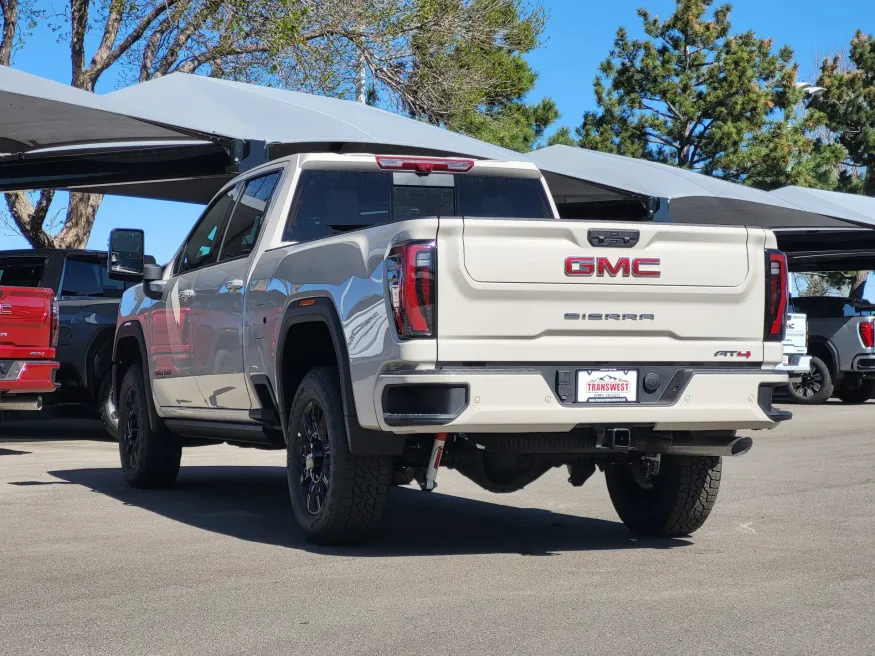 2026 GMC Sierra 2500HD AT4 | Photo 4 of 25