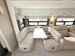 2026 Renegade Verona LE 40LRB | Thumbnail Photo 10 of 31