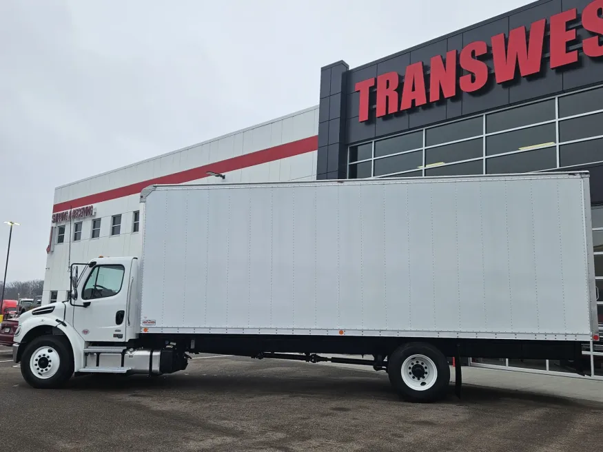 2026 Freightliner M2 106 | Photo 7 of 11