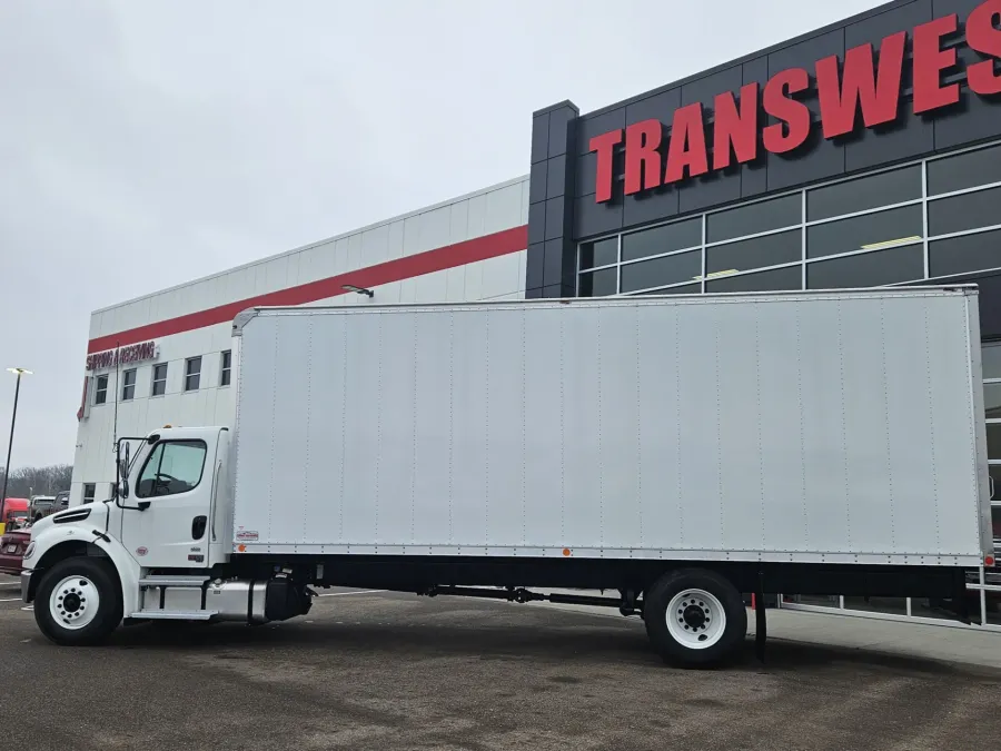 2026 Freightliner M2 106 | Photo 7 of 11