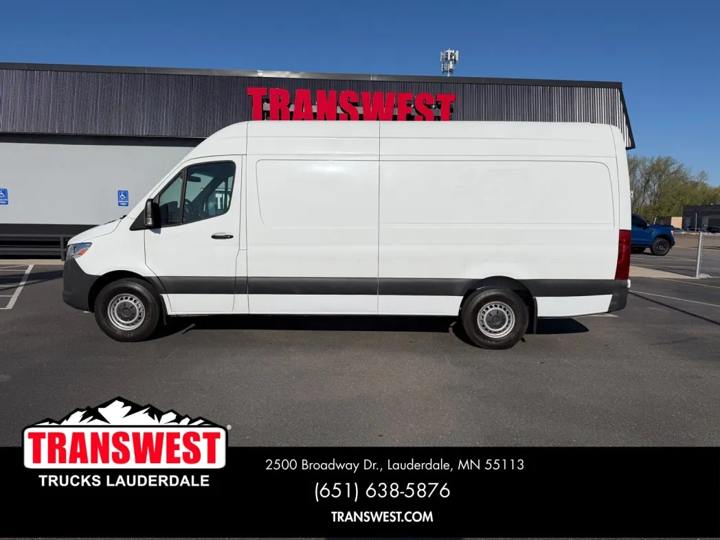 2022 Mercedes Benz Sprinter 2500 Cargo 170 WB 