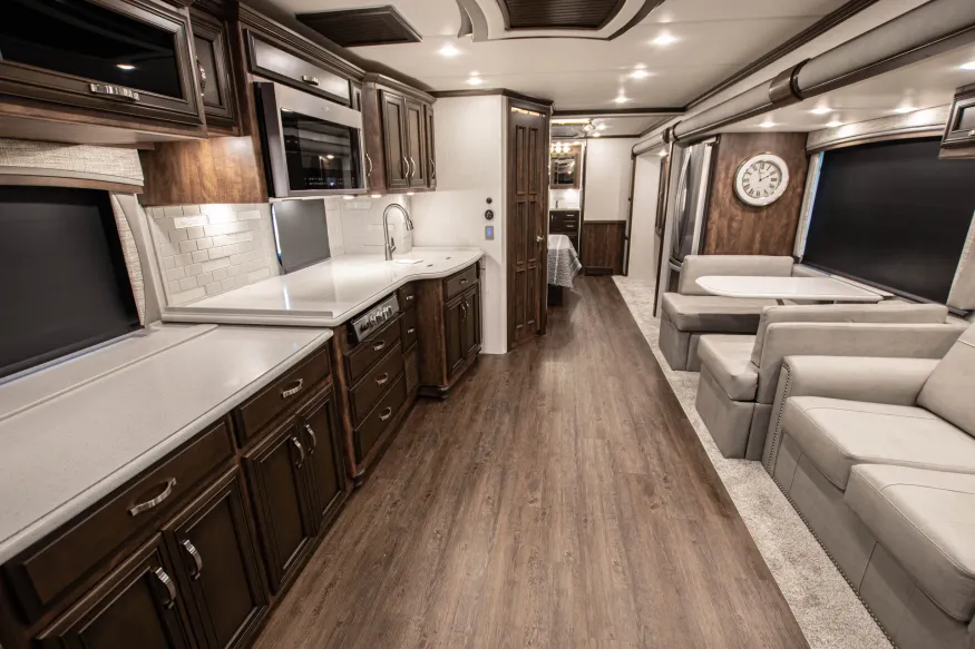 2024 Newmar Kountry Star 3709 | Photo 3 of 25