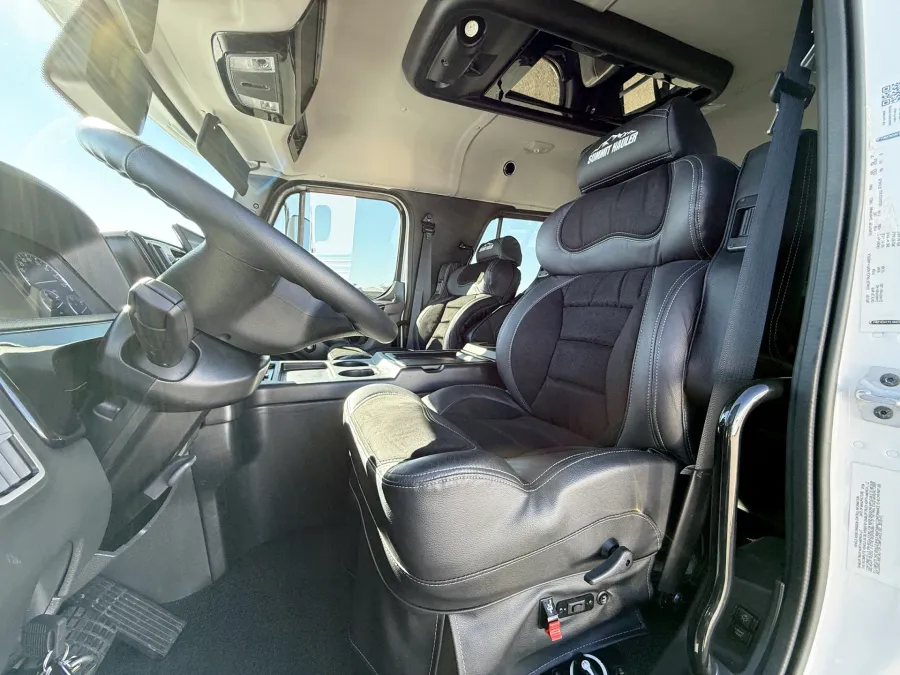 2025 Freightliner M2 106 Plus Summit Hauler | Photo 5 of 22