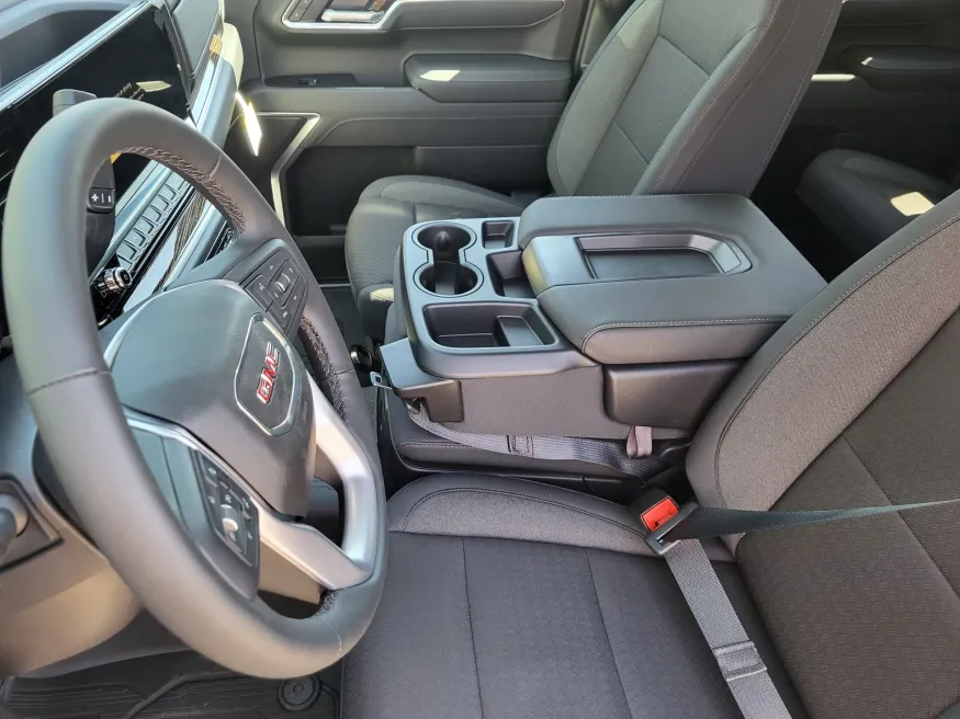 2026 GMC Sierra 1500 Elevation | Photo 11 of 24