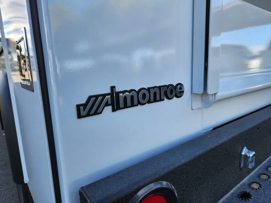 2025 GMC Sierra 2500HD Pro | Photo 15 of 32