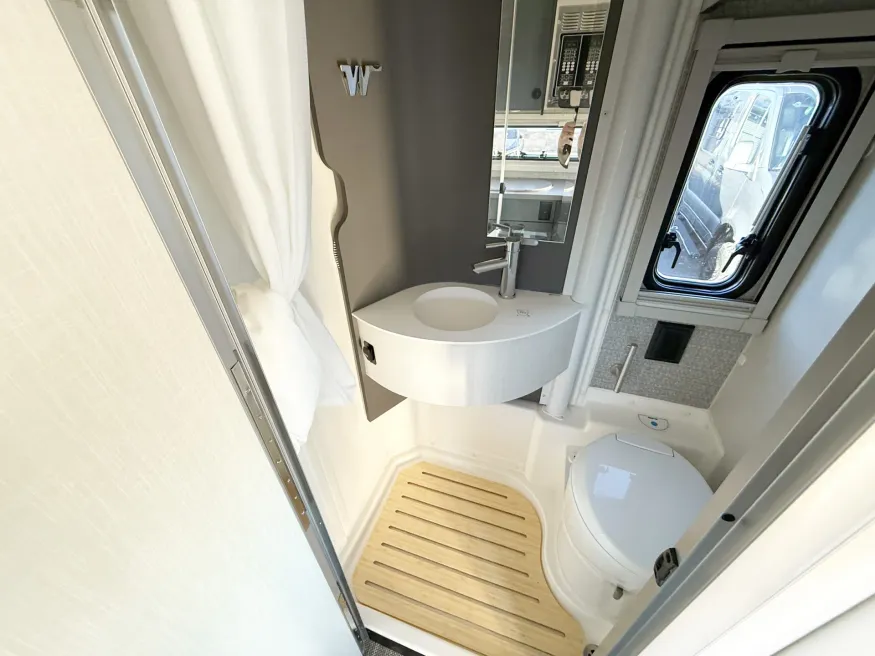 2026 Winnebago EKKO 23B | Photo 7 of 12