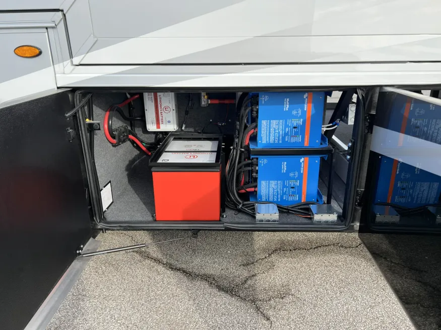 2026 Newmar Mountain Aire 4118 | Photo 44 of 45