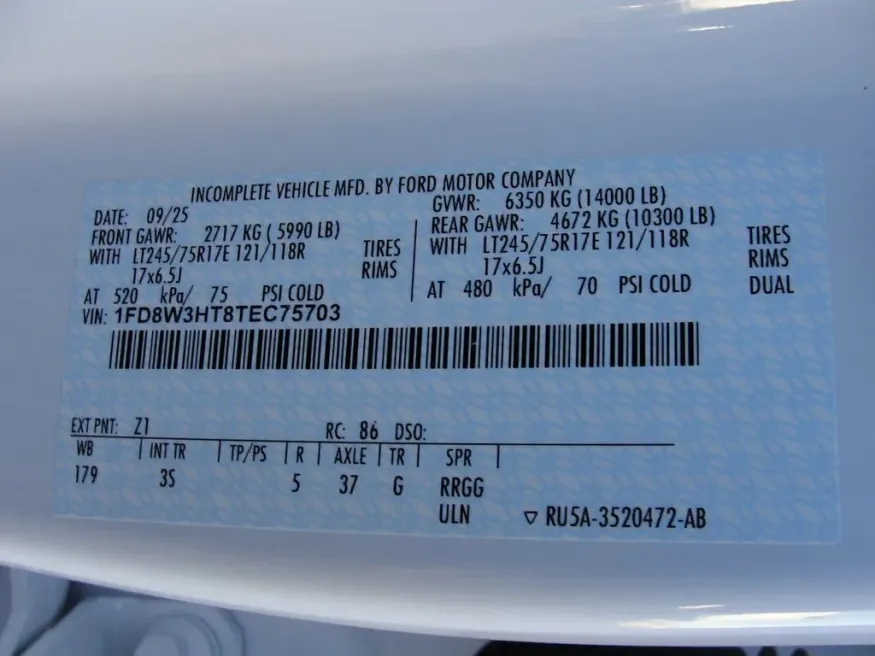 2026 Ford Super Duty F-350 XLT | Photo 19 of 23