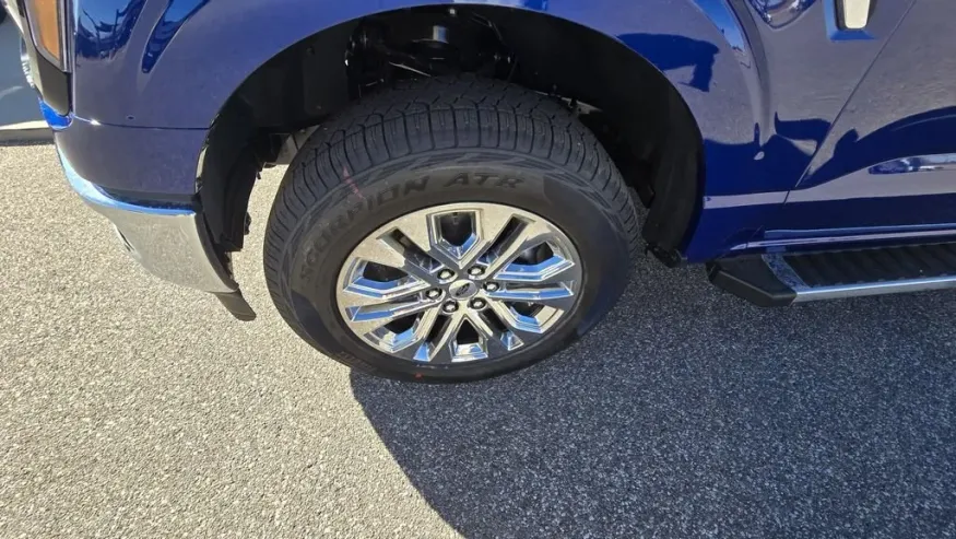 2026 Ford F-150 | Photo 10 of 30