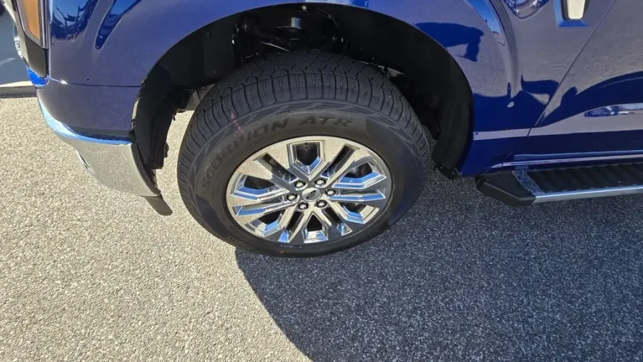 2026 Ford F-150 | Photo 10 of 30