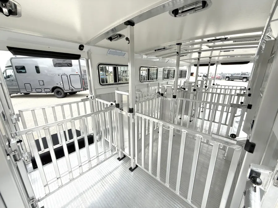 2026 Cimarron Showstar LX | Photo 17 of 20