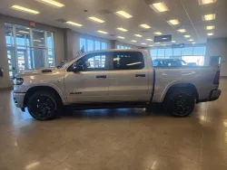 2026 RAM 1500 Big Horn | Thumbnail Photo 4 of 25