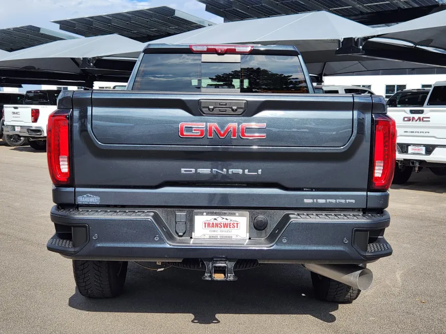 2023 GMC Sierra 2500HD Denali | Photo 12 of 30