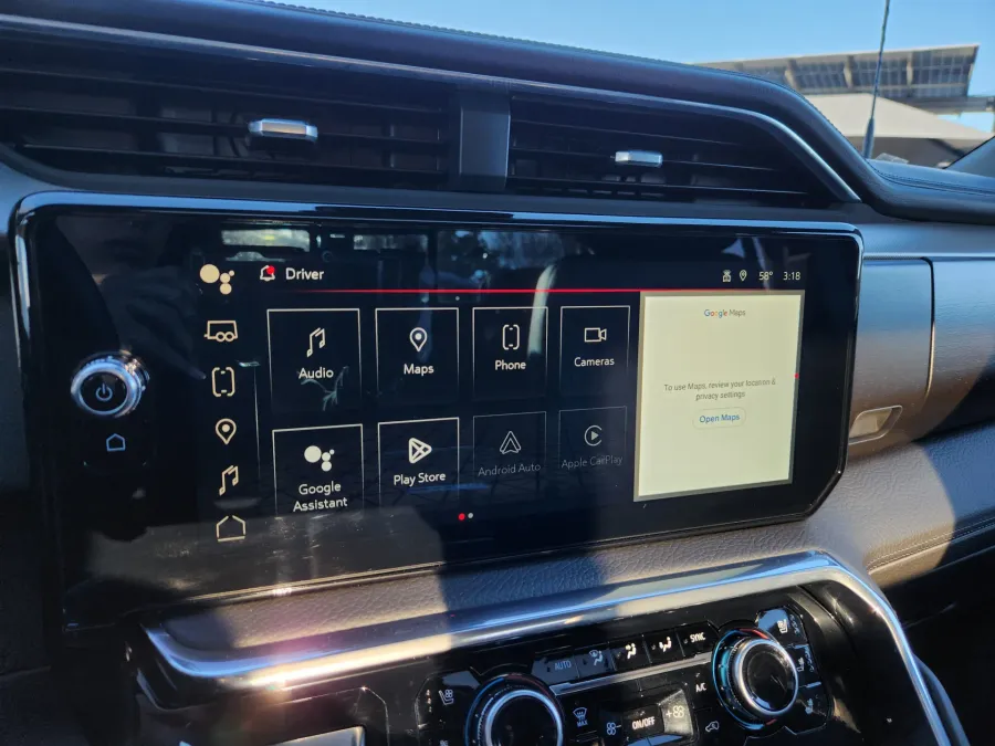 2024 GMC Sierra 2500HD Denali | Photo 25 of 31