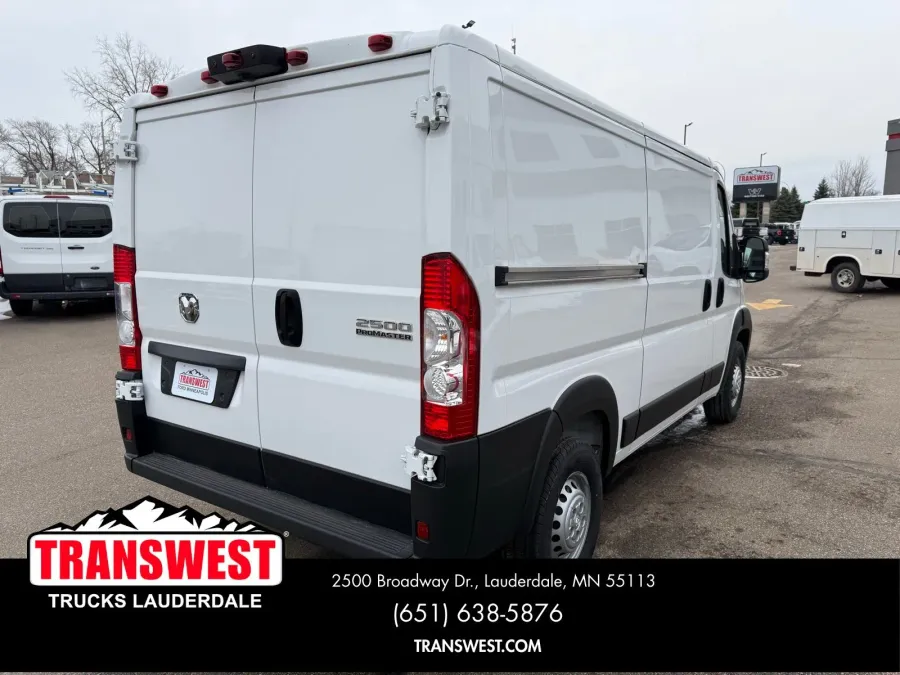 2024 RAM ProMaster 2500 Base | Photo 14 of 21
