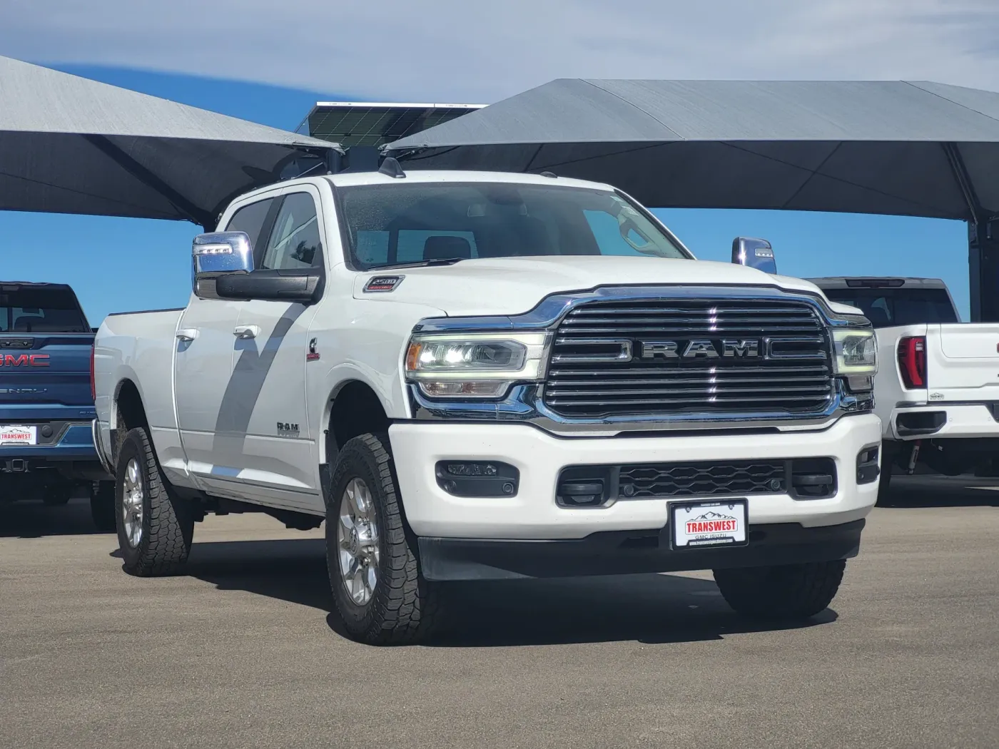 2024 RAM 2500 Laramie | Photo 2 of 24