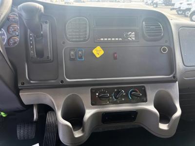 2019 Freightliner M2 106 | Thumbnail Photo 15 of 18