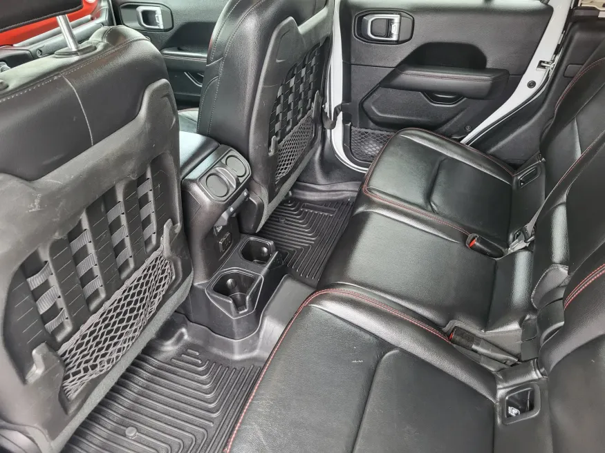 2020 Jeep Gladiator Rubicon | Photo 23 of 26