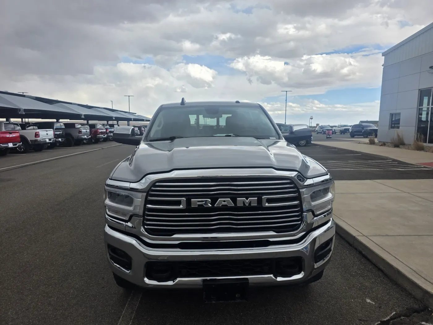 2022 RAM 3500 Laramie | Photo 2 of 28