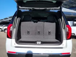 2026 GMC Yukon Elevation | Thumbnail Photo 17 of 30