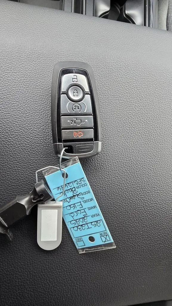 2025 Ford F-150 | Photo 24 of 29